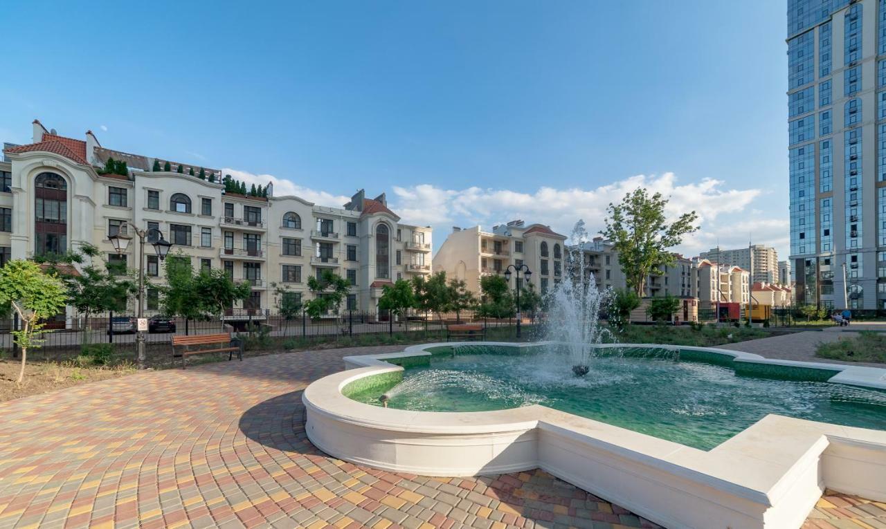 Apartments In Arcadia With Sea View Odesa Exterior photo